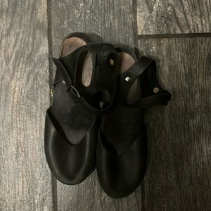 Leather/wood clogs